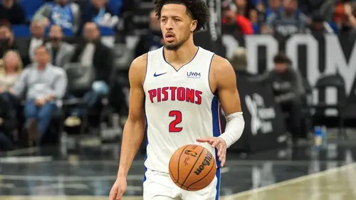 Authentic publisher wire photograph: Surging Pistons Challenge Slumping Knicks as Spread Tightens to 3.5 Points
