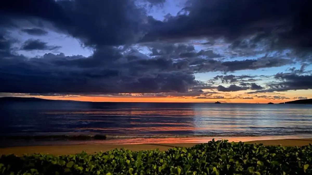 Authentic publisher wire photograph: Maui Weather Shift: Heavy Showers and Thunderstorms Expected Across the Island