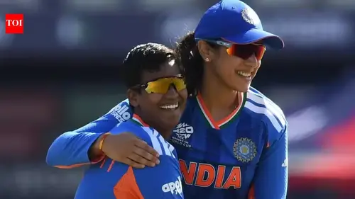Zimbabwe lose three early as India seize control in third ODI